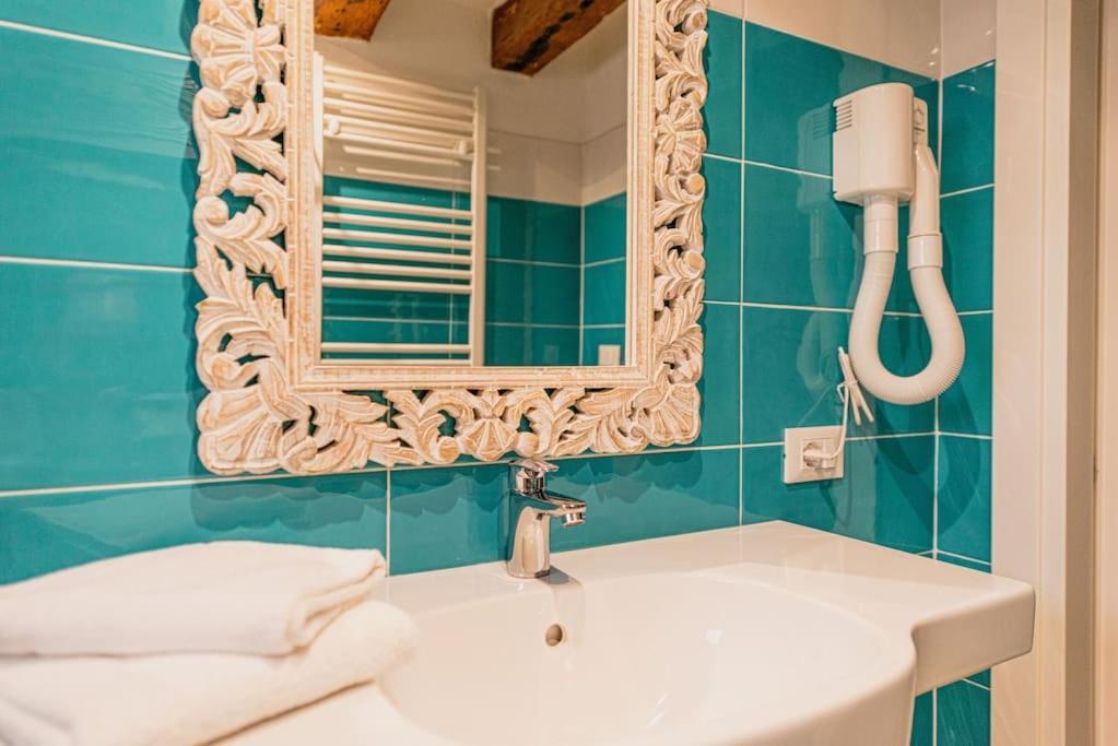 Casa Leone- Cozy And In
